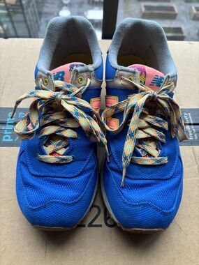 Vintage (2015) New Balance Blue Mesh Sneakers with Rainbow Laces